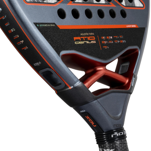 Raquette Nox AT10 Genius 18K by Agustin Tapia 2025